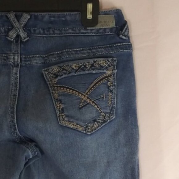 Amethyst Distressed Whiskered Low Rise Stretch Bootcut Jeans Size 9 - Picture 4 of 8